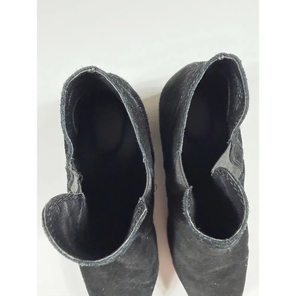 Me Too Zasper Black Suede Chelsea Ankle Boots Block Heel Size 7.5